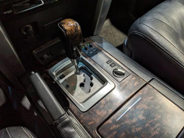 Toyota Land Cruiser 200 Series Рестайлинг 1 с пробегом 2012 года, цена 2 995 000 рублей, 220186 км, внедорожник, Автокод Объявления