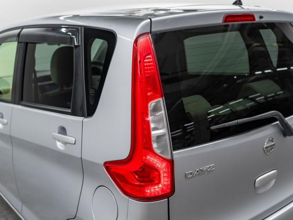 Nissan Dayz I Рестайлинг с пробегом 2016 года, цена 545 000 рублей, 188778 км, хэтчбек, Автокод Объявления