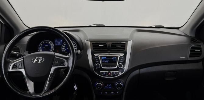 Hyundai Solaris I Рестайлинг с пробегом 2016 года, цена 930 000 рублей, 89725 км, седан, Автокод Объявления