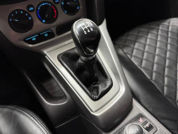 Ford Focus III с пробегом 2013 года, цена 755 000 рублей, 155497 км, универсал, Автокод Объявления