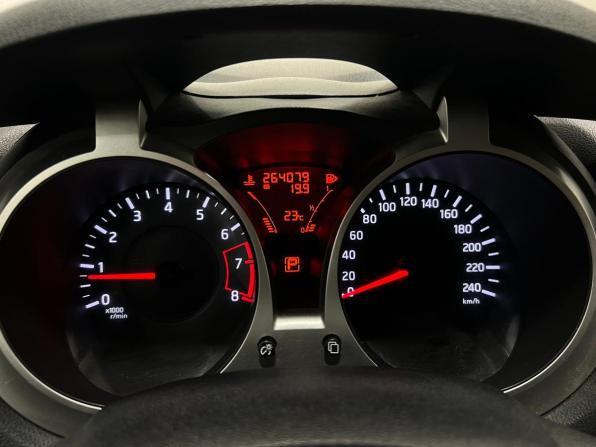 Nissan Juke I с пробегом 2011 года, цена 985 000 рублей, 264078 км, внедорожник, Автокод Объявления