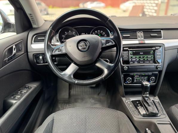 Skoda Superb II Рестайлинг с пробегом 2014 года, цена 1 299 000 рублей, 184761 км, лифтбек, Автокод Объявления