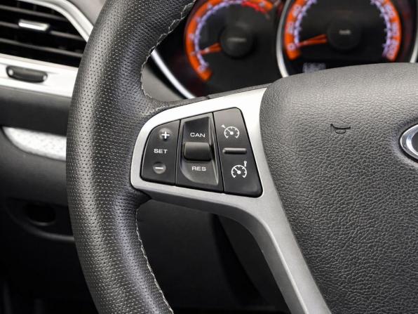 Lada (ВАЗ) Vesta I с пробегом 2022 года, цена 1 347 000 рублей, 63620 км, универсал, Автокод Объявления