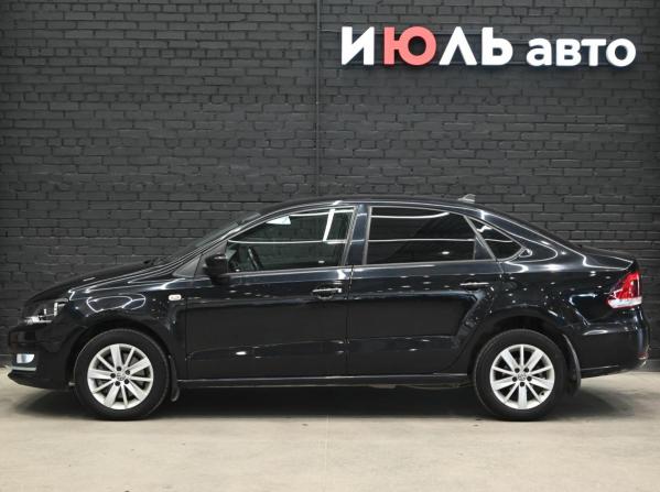 Volkswagen Polo V Рестайлинг с пробегом 2017 года, цена 1 000 000 рублей, 80508 км, седан, Автокод Объявления