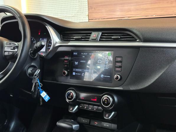 Kia Rio IV Рестайлинг с пробегом 2021 года, цена 1 659 000 рублей, 80125 км, седан, Автокод Объявления