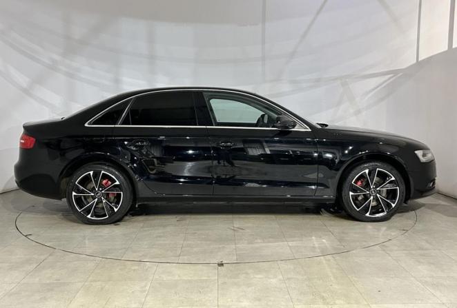 Audi A4 IV (B8) Рестайлинг с пробегом 2012 года, цена 1 490 000 рублей, 216864 км, седан, Автокод Объявления
