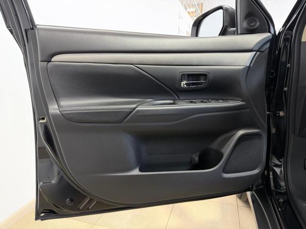 Mitsubishi Outlander III с пробегом 2014 года, цена 1 350 000 рублей, 130146 км, внедорожник, Автокод Объявления