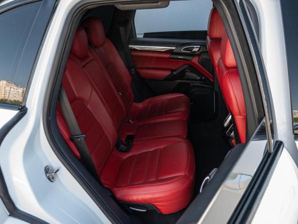 Porsche Cayenne II (958) с пробегом 2013 года, цена 2 330 000 рублей, 205156 км, внедорожник, Автокод Объявления