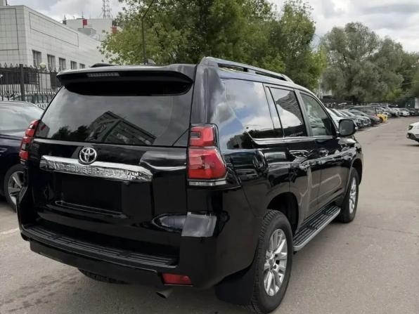 Toyota Land Cruiser Prado 150 Series Рестайлинг 2 с пробегом 2019 года, цена 4 750 000 рублей, 220000 км, внедорожник, Автокод Объявления