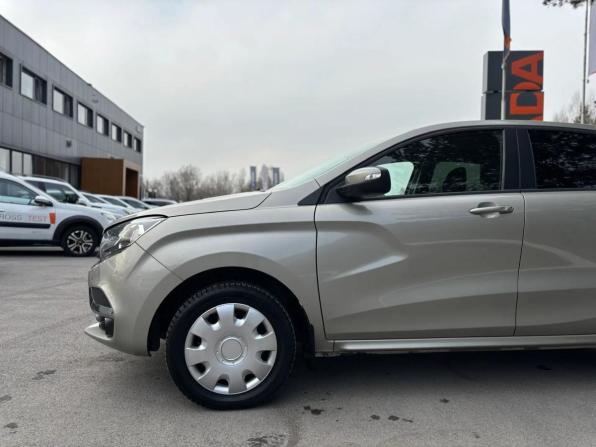 Lada (ВАЗ) XRAY I с пробегом 2019 года, цена 850 000 рублей, 103000 км, хэтчбек, Автокод Объявления