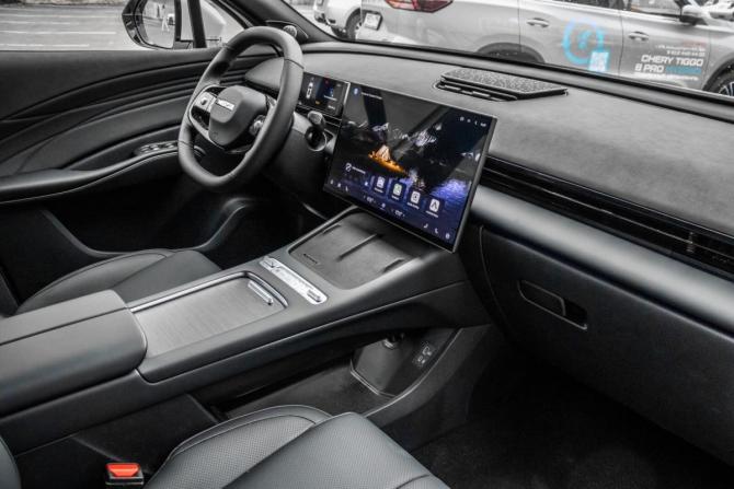 Новый Omoda C7 2025 года, цена 2 938 900 рублей, внедорожник, Автокод Объявления