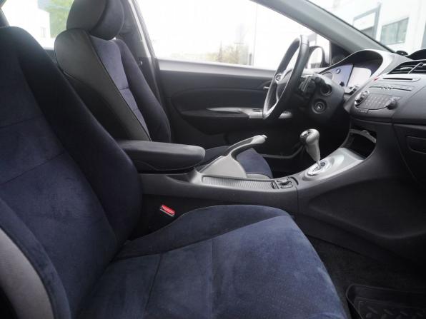 Honda Civic VIII с пробегом 2008 года, цена 729 000 рублей, 119323 км, хэтчбек, Автокод Объявления