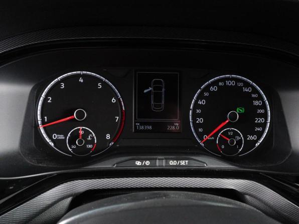 Volkswagen Polo VI с пробегом 2022 года, цена 1 615 000 рублей, 138398 км, лифтбек, Автокод Объявления