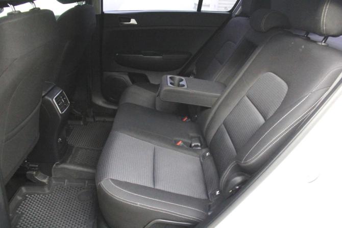 Kia Sportage IV Рестайлинг с пробегом 2018 года, цена 2 322 000 рублей, 119352 км, внедорожник, Автокод Объявления