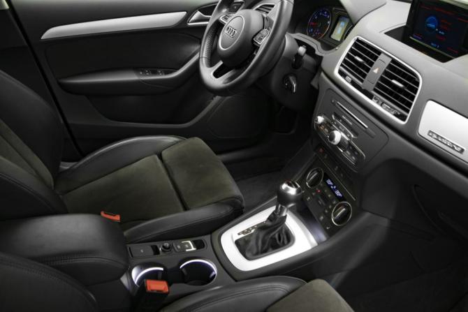 Audi Q3 I (8U) Рестайлинг с пробегом 2017 года, цена 2 550 000 рублей, 72073 км, внедорожник, Автокод Объявления