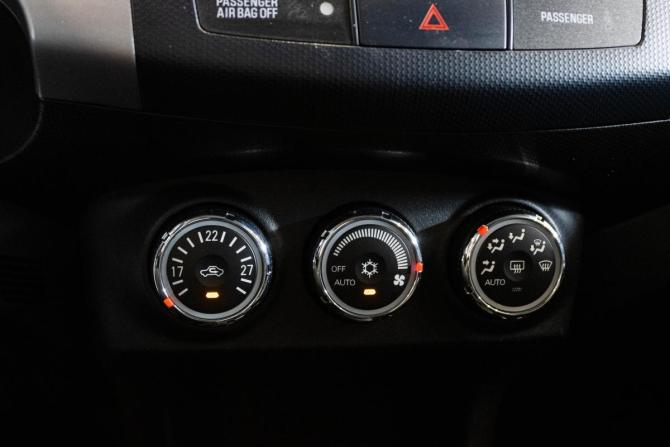 Mitsubishi Outlander II Рестайлинг с пробегом 2010 года, цена 1 149 000 рублей, 182726 км, внедорожник, Автокод Объявления