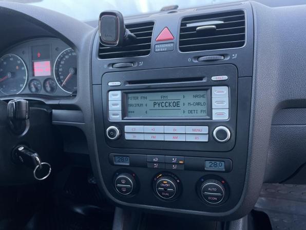 Volkswagen Golf V с пробегом 2006 года, цена 350 000 рублей, 263548 км, хэтчбек, Автокод Объявления