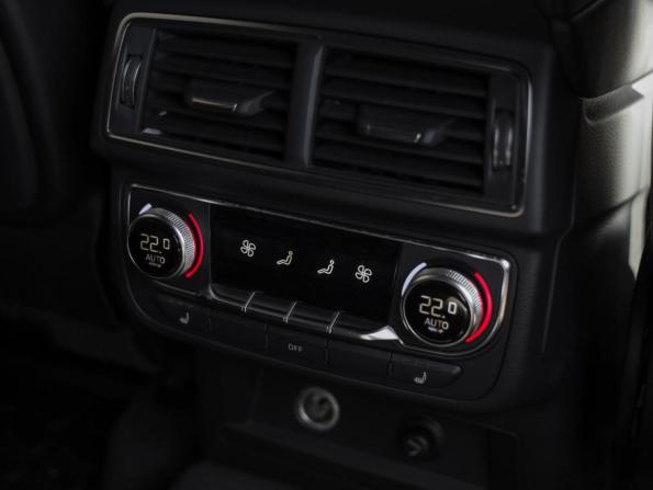Audi Q7 II (4M) с пробегом 2018 года, цена 5 149 000 рублей, 115038 км, внедорожник, Автокод Объявления