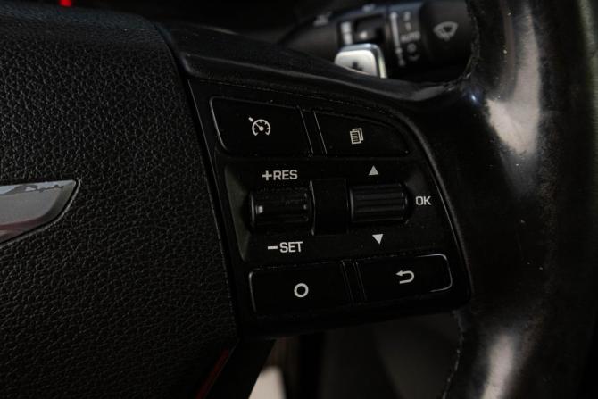 Hyundai Genesis II с пробегом 2014 года, цена 1 669 000 рублей, 147200 км, седан, Автокод Объявления