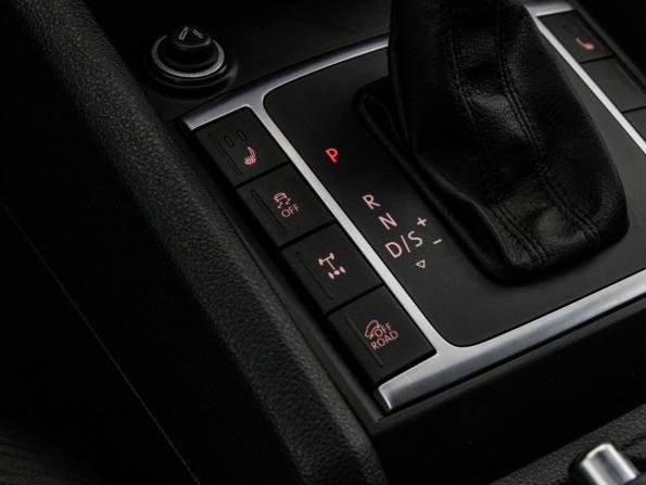Volkswagen Amarok I Рестайлинг с пробегом 2018 года, цена 2 949 000 рублей, 162235 км, offers.body_type.unknown, Автокод Объявления