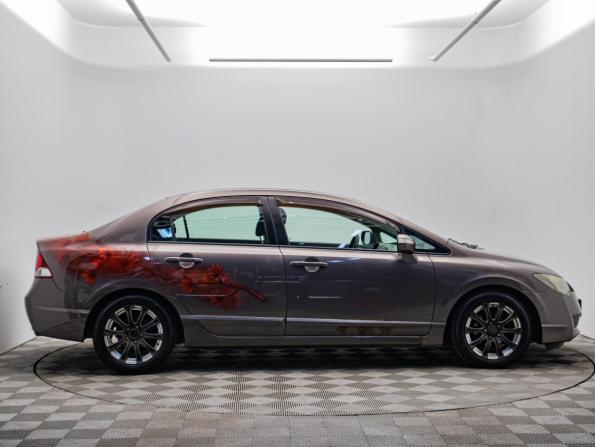 Honda Civic VIII Рестайлинг с пробегом 2009 года, цена 770 000 рублей, 220694 км, седан, Автокод Объявления