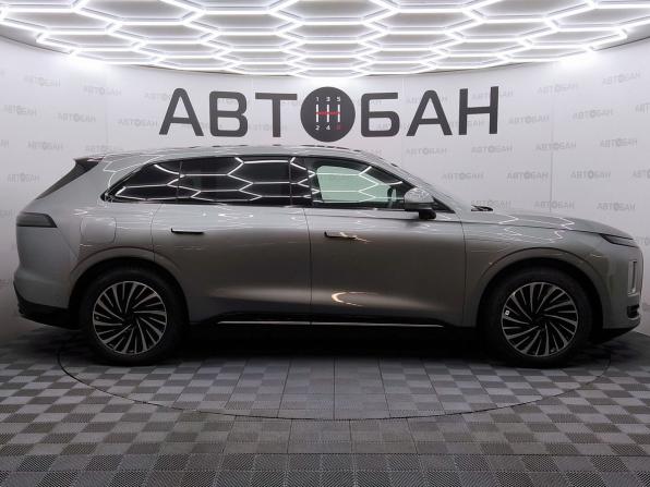 Exeed Exlantix ET с пробегом 2025 года, цена 5 400 000 рублей, 2850 км, внедорожник, Автокод Объявления
