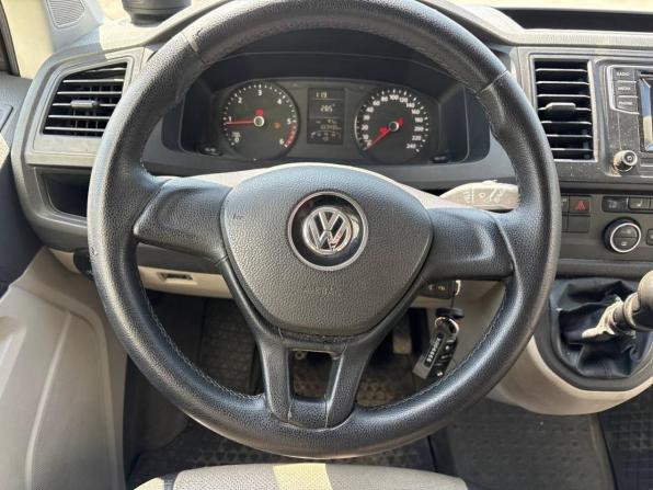Volkswagen Caravelle T6 с пробегом 2015 года, цена 2 200 000 рублей, 223000 км, минивэн, Автокод Объявления