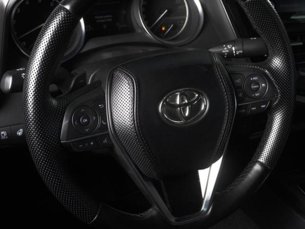 Toyota Camry VIII (XV70) Рестайлинг с пробегом 2021 года, цена 3 249 000 рублей, 103059 км, седан, Автокод Объявления