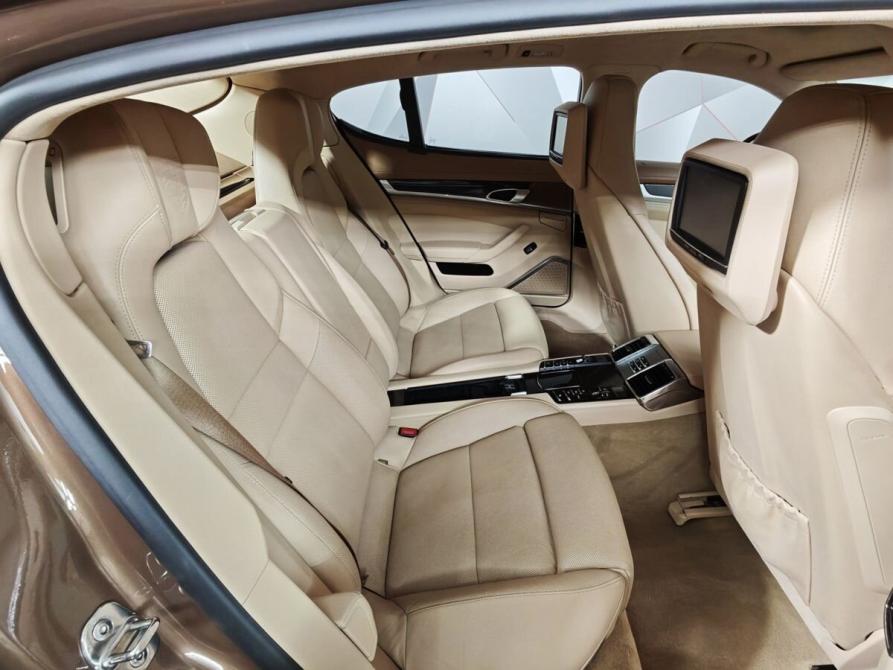 Porsche Panamera I Москва  - изображение 15