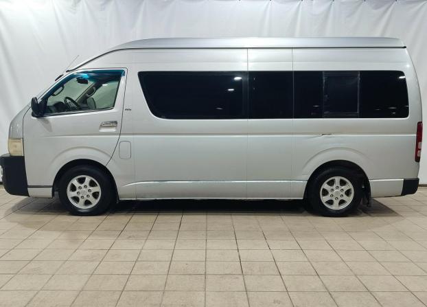 Toyota HiAce H200 с пробегом 2008 года, цена 1 200 000 рублей, 416800 км, минивэн, Автокод Объявления