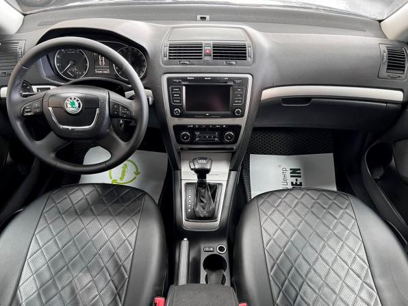 Skoda Octavia II (A5) Рестайлинг с пробегом 2010 года, цена 630 000 рублей, 259989 км, лифтбек, Автокод Объявления