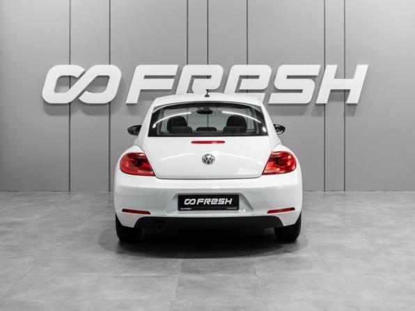 Volkswagen Beetle II (A5) с пробегом 2014 года, цена 1 569 000 рублей, 83249 км, хэтчбек, Автокод Объявления