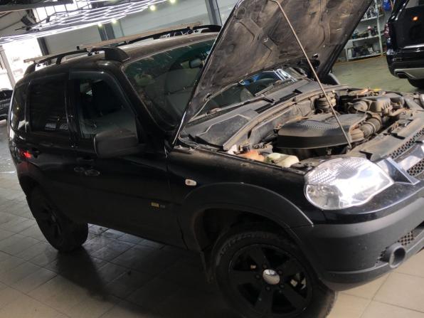 Chevrolet Niva I Рестайлинг с пробегом 2018 года, цена 642 000 рублей, 185600 км, внедорожник, Автокод Объявления