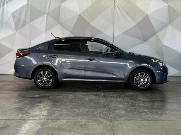 Kia Rio IV Рестайлинг с пробегом 2022 года, цена 1 570 000 рублей, 121534 км, седан, Автокод Объявления