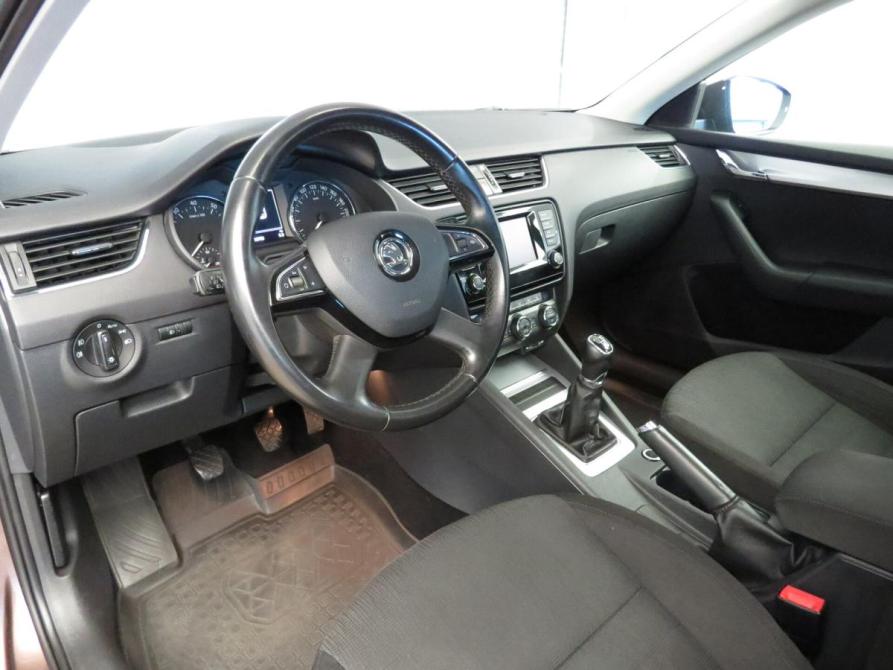 Skoda Octavia III (A7) Санкт-Петербург  - изображение 5