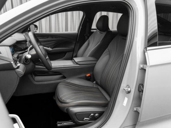 Geely Preface I с пробегом 2024 года, цена 2 790 000 рублей, 6889 км, седан, Автокод Объявления