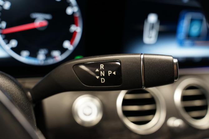 Mercedes-Benz E-Класс V (W213 S213 C238) с пробегом 2016 года, цена 3 785 000 рублей, 102000 км, седан, Автокод Объявления