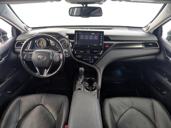Toyota Camry VIII (XV70) Рестайлинг с пробегом 2021 года, цена 2 900 000 рублей, 137099 км, седан, Автокод Объявления
