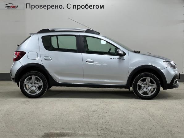 Renault Sandero II Рестайлинг с пробегом 2021 года, цена 1 142 000 рублей, 50845 км, хэтчбек, Автокод Объявления