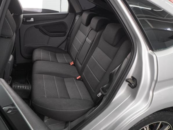 Ford Focus II Рестайлинг с пробегом 2010 года, цена 719 000 рублей, 238354 км, хэтчбек, Автокод Объявления