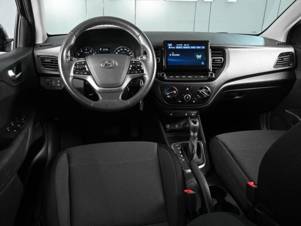 Hyundai Solaris II Рестайлинг с пробегом 2020 года, цена 1 849 000 рублей, 60778 км, седан, Автокод Объявления