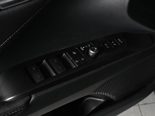 Toyota Camry VIII (XV70) Рестайлинг с пробегом 2021 года, цена 4 150 000 рублей, 33557 км, седан, Автокод Объявления