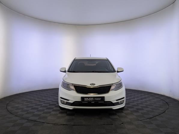 Kia Rio III Рестайлинг с пробегом 2015 года, цена 1 220 000 рублей, 86989 км, хэтчбек, Автокод Объявления