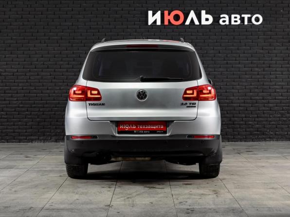 Volkswagen Tiguan I Рестайлинг с пробегом 2011 года, цена 1 299 000 рублей, 213328 км, внедорожник, Автокод Объявления