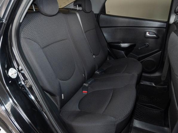 Kia Rio III Рестайлинг с пробегом 2016 года, цена 1 030 000 рублей, 169000 км, седан, Автокод Объявления