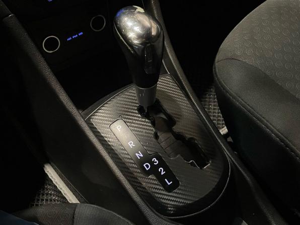 Hyundai Solaris I с пробегом 2012 года, цена 725 000 рублей, 164782 км, хэтчбек, Автокод Объявления