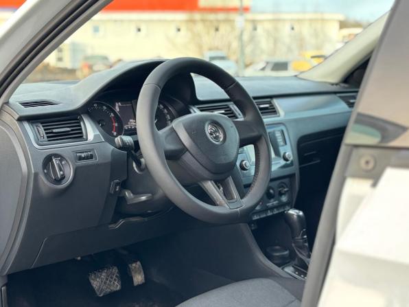 Skoda Rapid I Рестайлинг с пробегом 2017 года, цена 1 365 000 рублей, 77143 км, лифтбек, Автокод Объявления