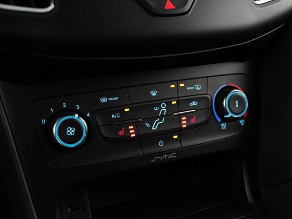 Ford Focus III Рестайлинг с пробегом 2017 года, цена 1 448 071 рубль, 27159 км, седан, Автокод Объявления