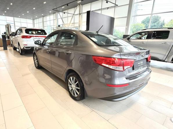 Kia Rio III Рестайлинг с пробегом 2015 года, цена 767 200 рублей, 152550 км, седан, Автокод Объявления