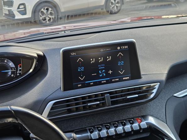 Peugeot 3008 II с пробегом 2018 года, цена 1 850 000 рублей, 69862 км, внедорожник, Автокод Объявления